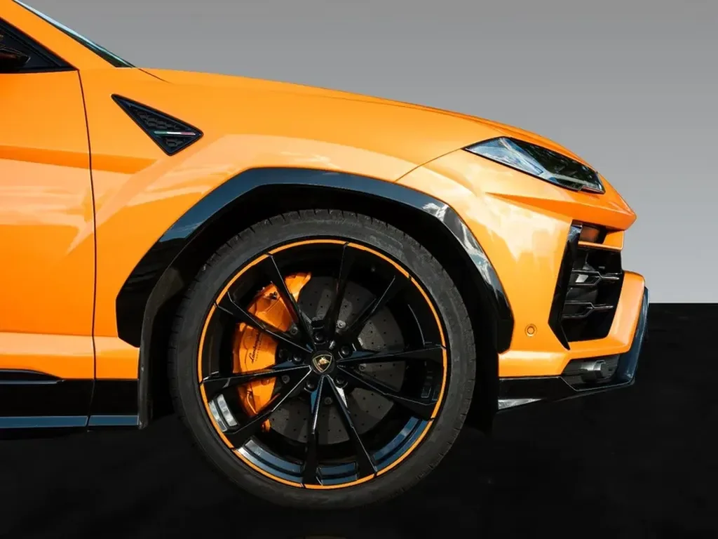 Lamborghini Urus 2022 Essence 650 ch