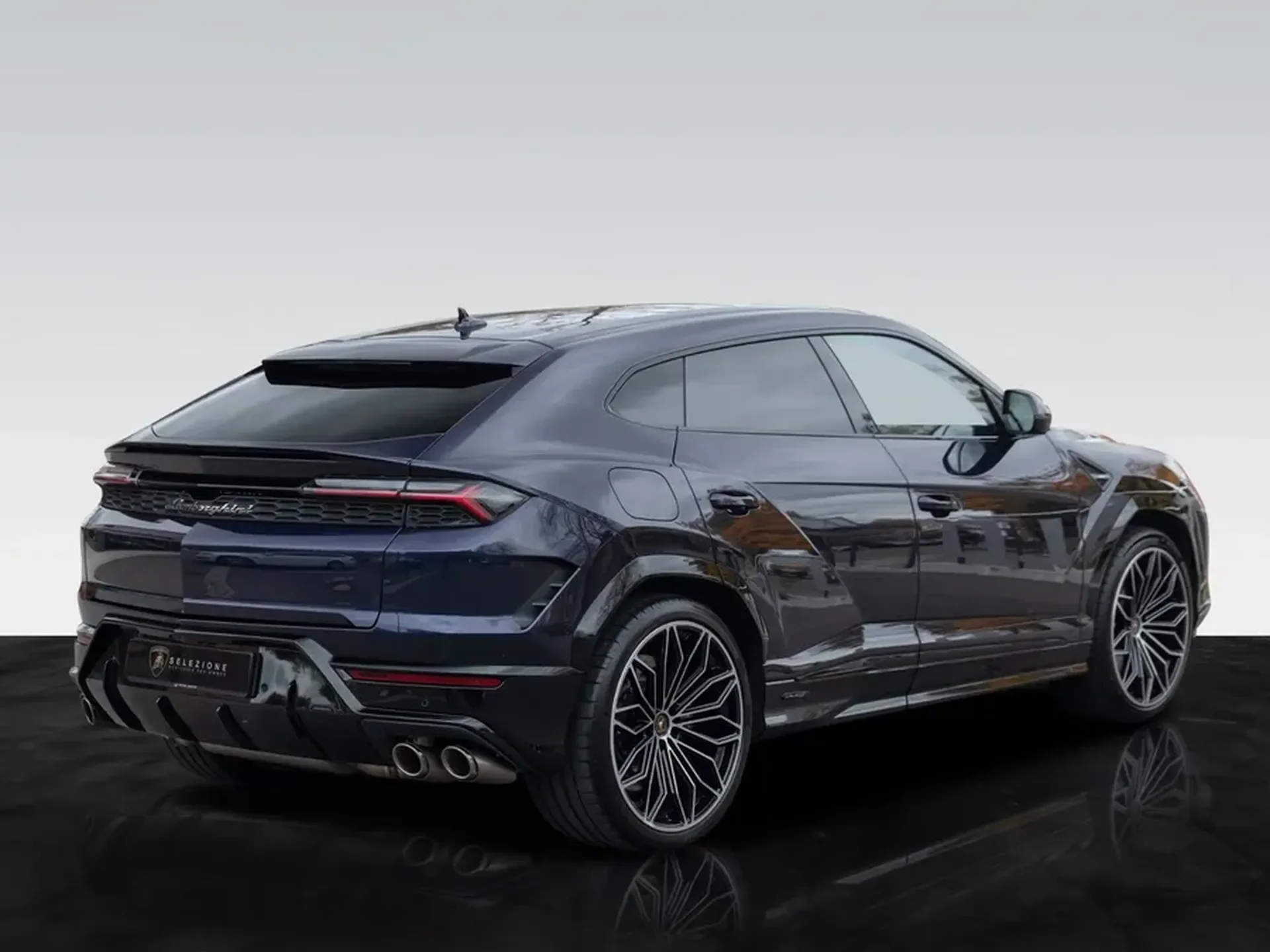 Lamborghini Urus 2025 Essence 799 ch