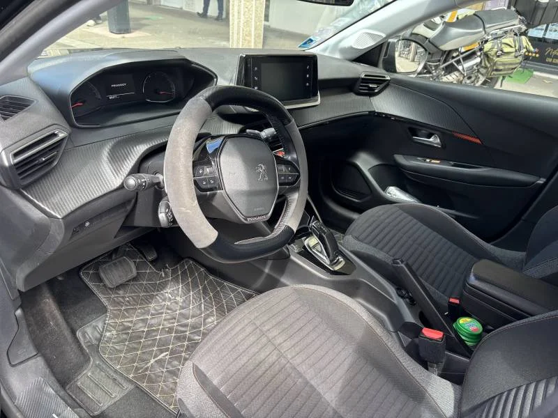 Peugeot 202 2020 Essence 178 ch