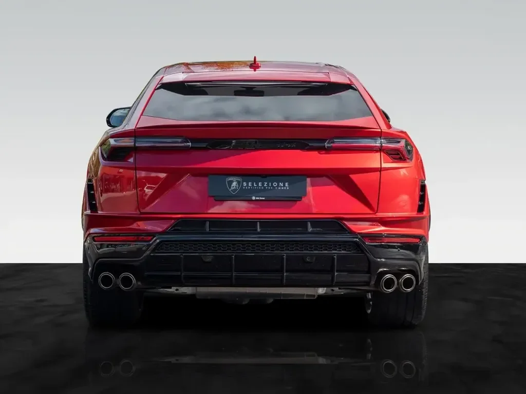 Lamborghini Urus 2025 Essence 666 ch