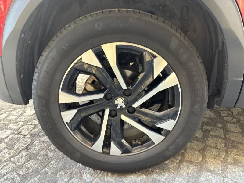 Peugeot 2008 2021 Essence 130 ch