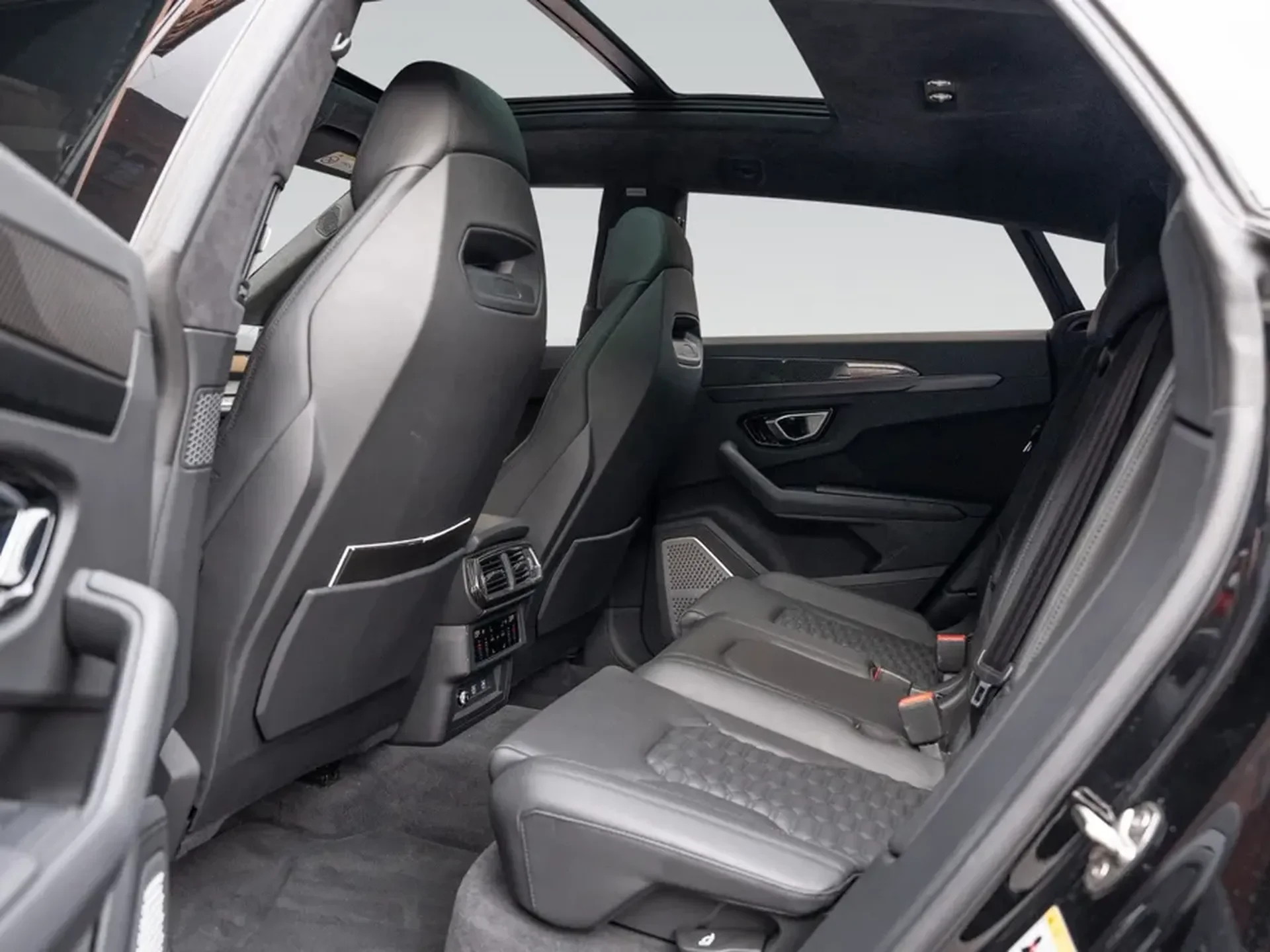 Lamborghini Urus 2021 Essence 650 ch