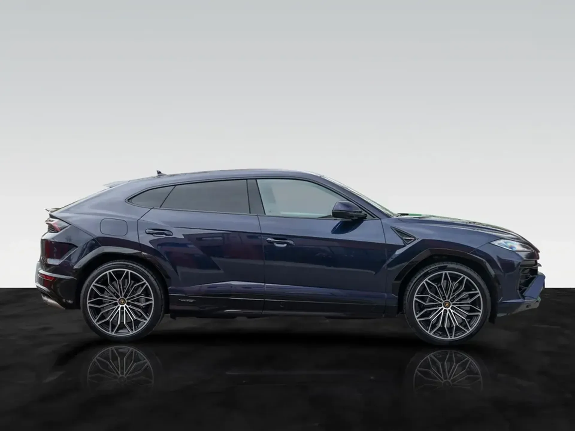 Lamborghini Urus 2025 Essence 799 ch