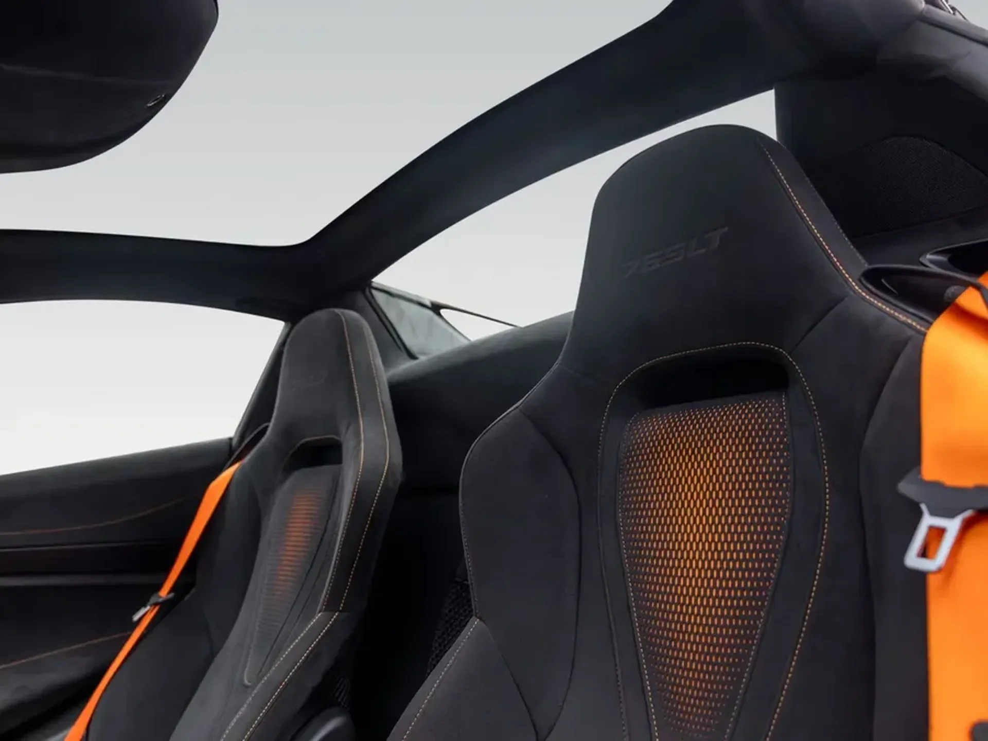 McLaren 765LT 2023 Essence 770 ch