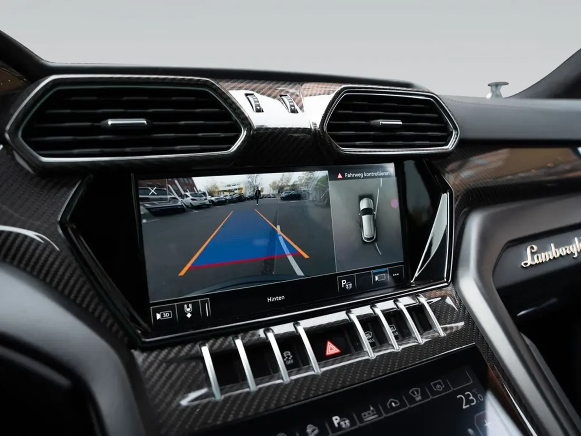 Lamborghini Urus 2021 Essence 650 ch
