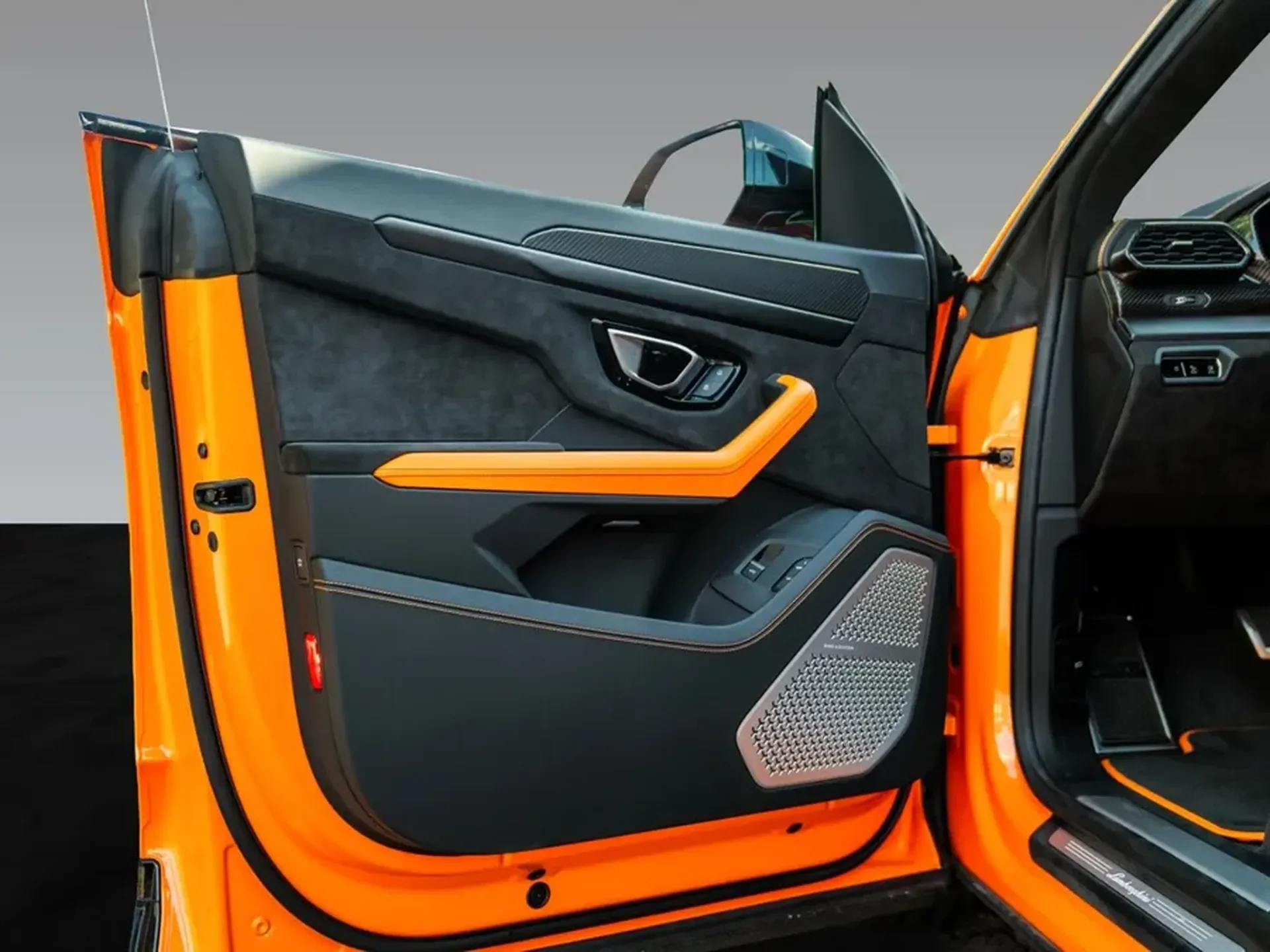 Lamborghini Urus 2022 Essence 650 ch