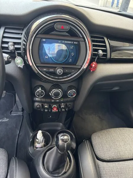 Mini One 2020 Essence 102 ch
