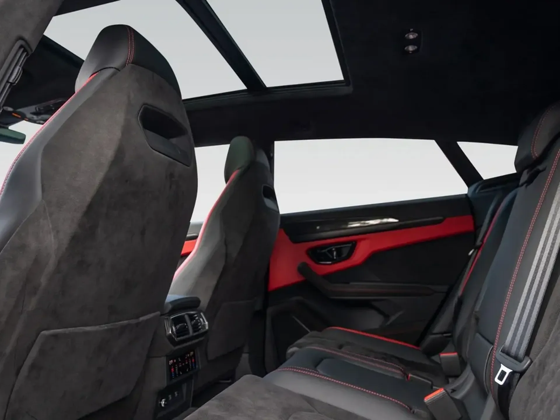 Lamborghini Urus 2025 Essence 666 ch